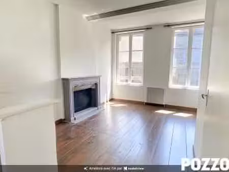 location appartement t1 à villedieu-les-poeles (50800) : à louer t1 / 20m² villedieu-les-p