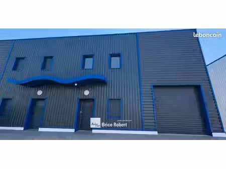 local bureaux 150 m²