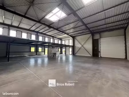 local d'activité 455 m²