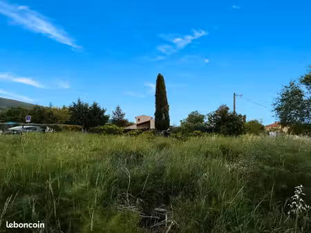 terrain 800 m² draguignan