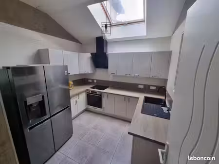 grand t3 meublé 92 61 m² – centre-ville villars les dombes