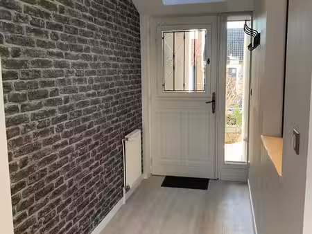 maison meublée t3 avec jardin  terrasse  garage et dépendance