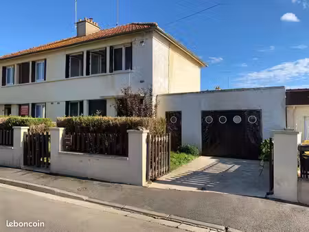 maison de ville avec jardin et garage