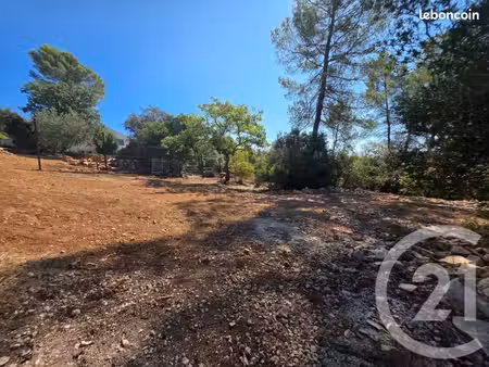 terrain 1 650 m² lorgues