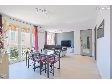 appartement t3 hyères ouest lumineux avec cave et stationnement privatif 250000
