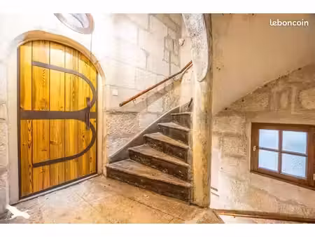 immeuble 160 m² fontenay le comte