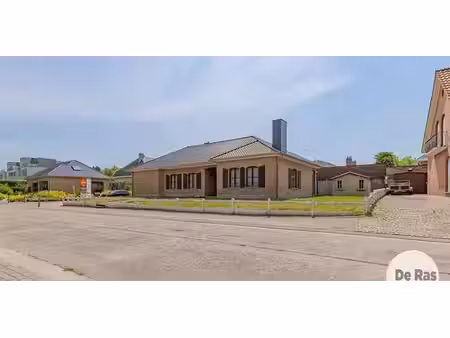 bungalow à vendre à herzele pour € 345.000 avec 3 chambres à coucher