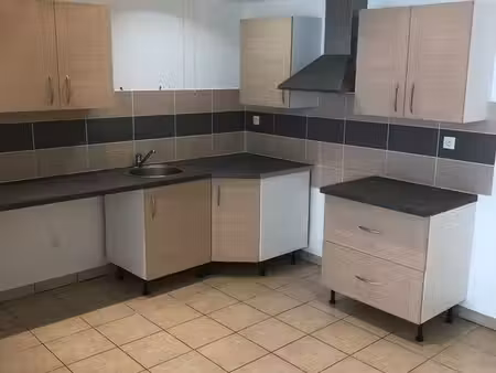 t2 digne - 55m2 centre-ville