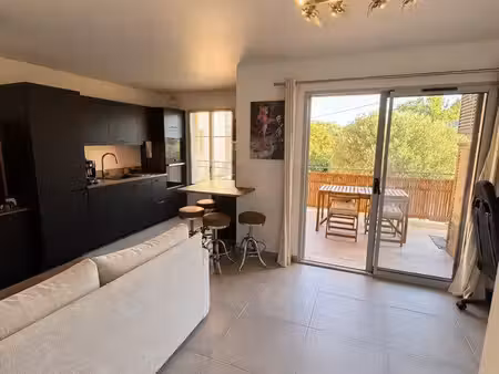 apparemment t2 avec garage