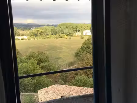 loue maisonnette avec belle vue dégagée