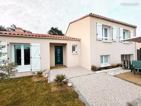 maison 130 m² avec 4 chambres  dépendances et jardin sans vis-à-vis à saint-andré d'ornay