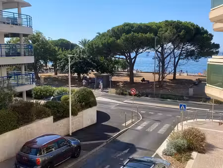 studio vue mer dans triangle d'or avec cave  2 ascenseurs dont 1 pmr
