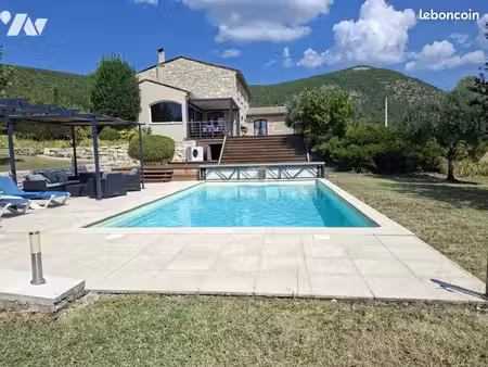 maison 4 pièces 145 m²