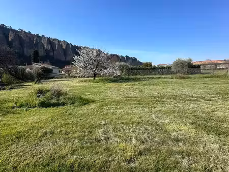 terrain constructible avec vue dégagé sur les pénitents