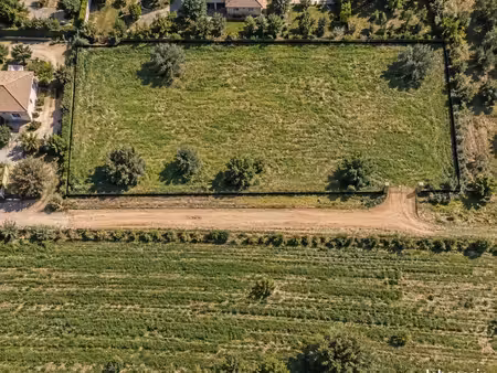 terrain 930 m² oraison