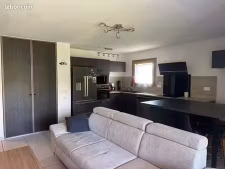 appartement t3 charance