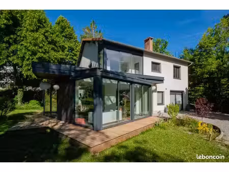 maison 8 pièces - 200 m2