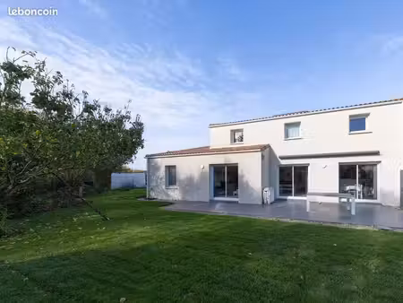 spacieuse et fonctionnelle maison