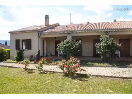 belle villa avec du potentiel