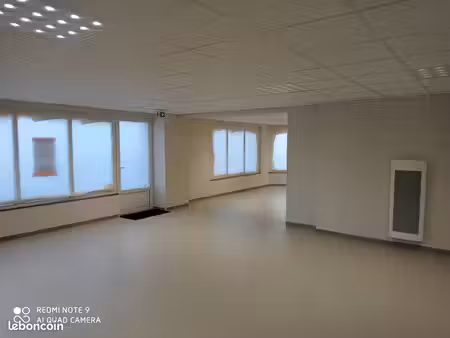 local commercial 100 m2