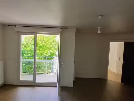 beau f2 calme proche tram t10 – châtenay