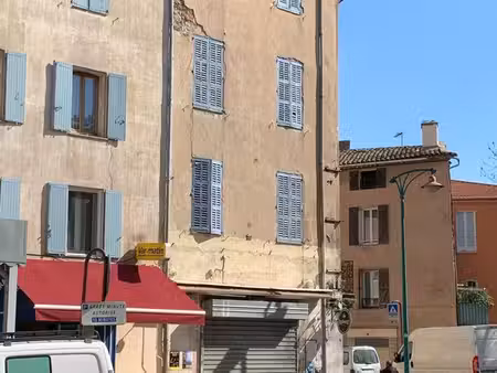 immeuble entier
