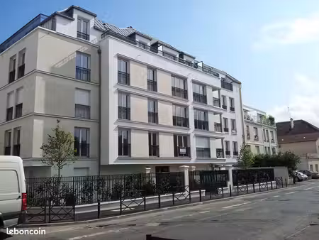 studio 35 m² à louer à chatenay malabry