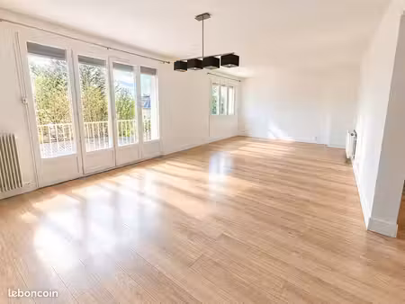 appartement 3 pièces 77 m²