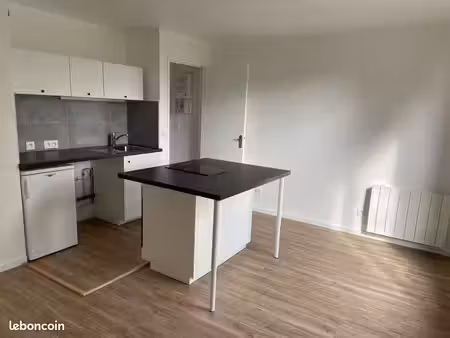 appartement 2 pièces 36m2 refait à neuf centre-ville briis-sous-forges