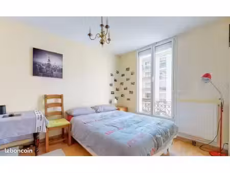 loué chambre meublée