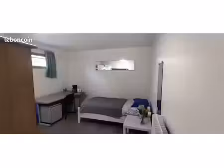 chambre meublée pour étudiant(e)