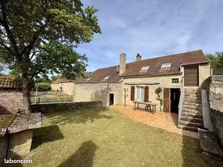 maison 4 pièces 136 m²