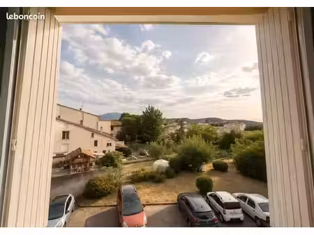 appartement traversant t3 centre ville