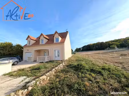 pavillon 9 pièces 225 m²