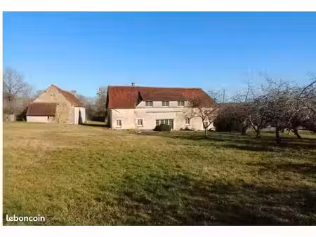 maison ancienne longère au calme à la campagne