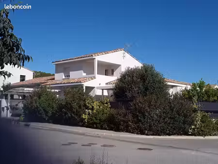 belle maison recente narbonne