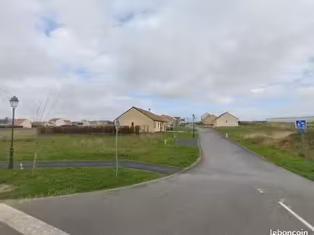 terrain à bâtir de 696 m² à brienne-sur-aisne (08)