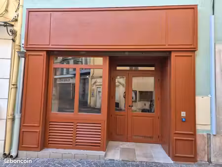 local commercial 77m² rénové