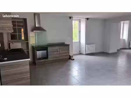 maison 3 pièces 106 m²