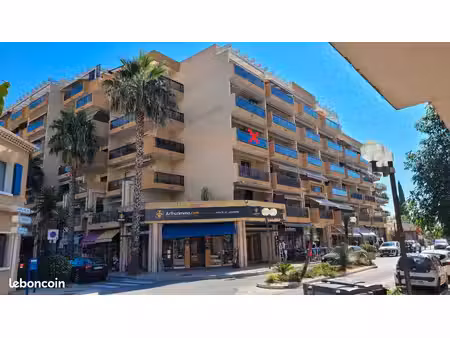 le lavandou - local commercial
