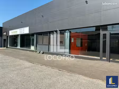 local d'activité 947 m²