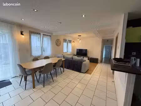 maison 4 pièces 80 m²