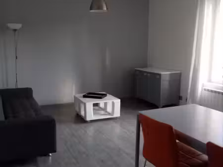 appartement meublé f2 de 48m² + garage à louer