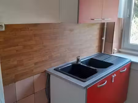 f3 proche centre avec garage fermé
