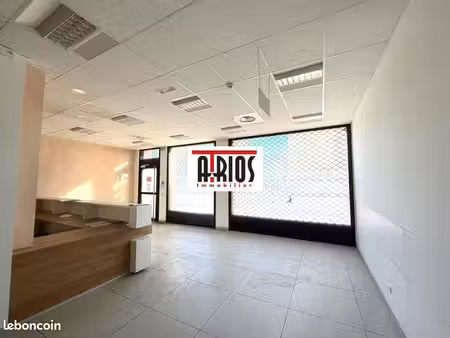 local commercial 253 m² toulon