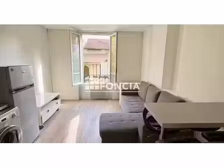 courbevoie/becon - 2 pieces 25m2