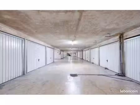 garage à louer