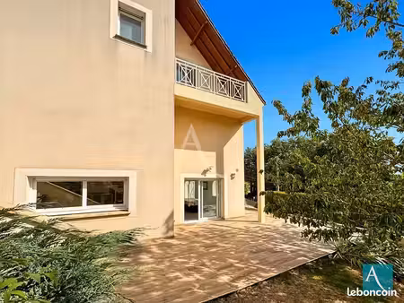 maison 7 pièces 172 m²