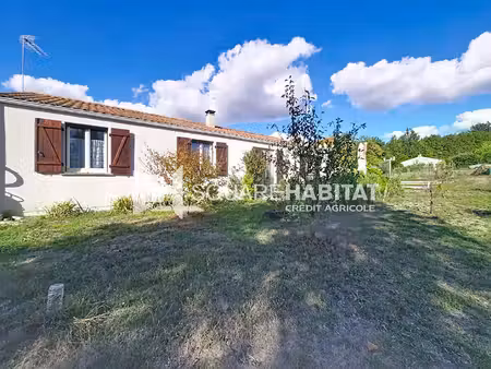 maison montils - plain pied - bon état général - 4 chambres - jardin - garage