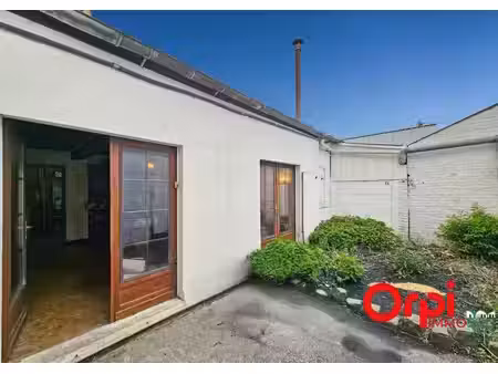 maison avec grand garage – 327m² - rue (80120)